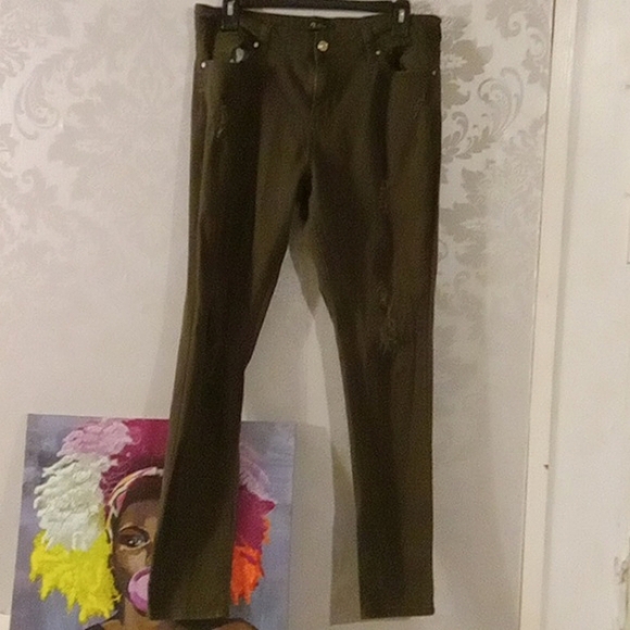 jean9 Denim - JEAN 9 DISTRESSED JEANS JUNIOR SZ. 15